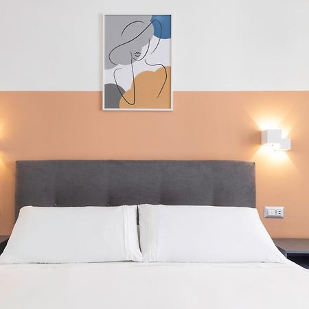 Quarzo. Modern Rooms Cagliari Eksteriør billede