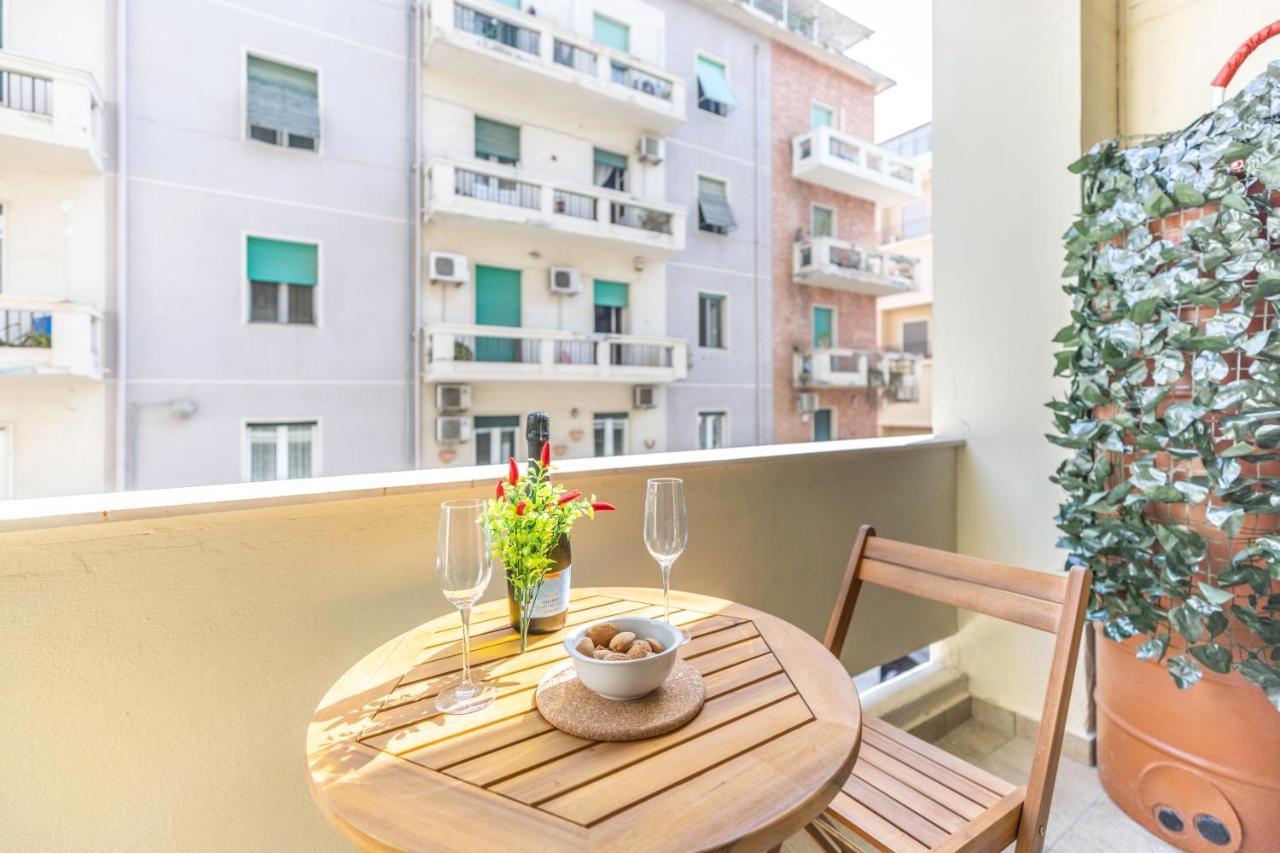 Quarzo. Modern Rooms Cagliari Eksteriør billede