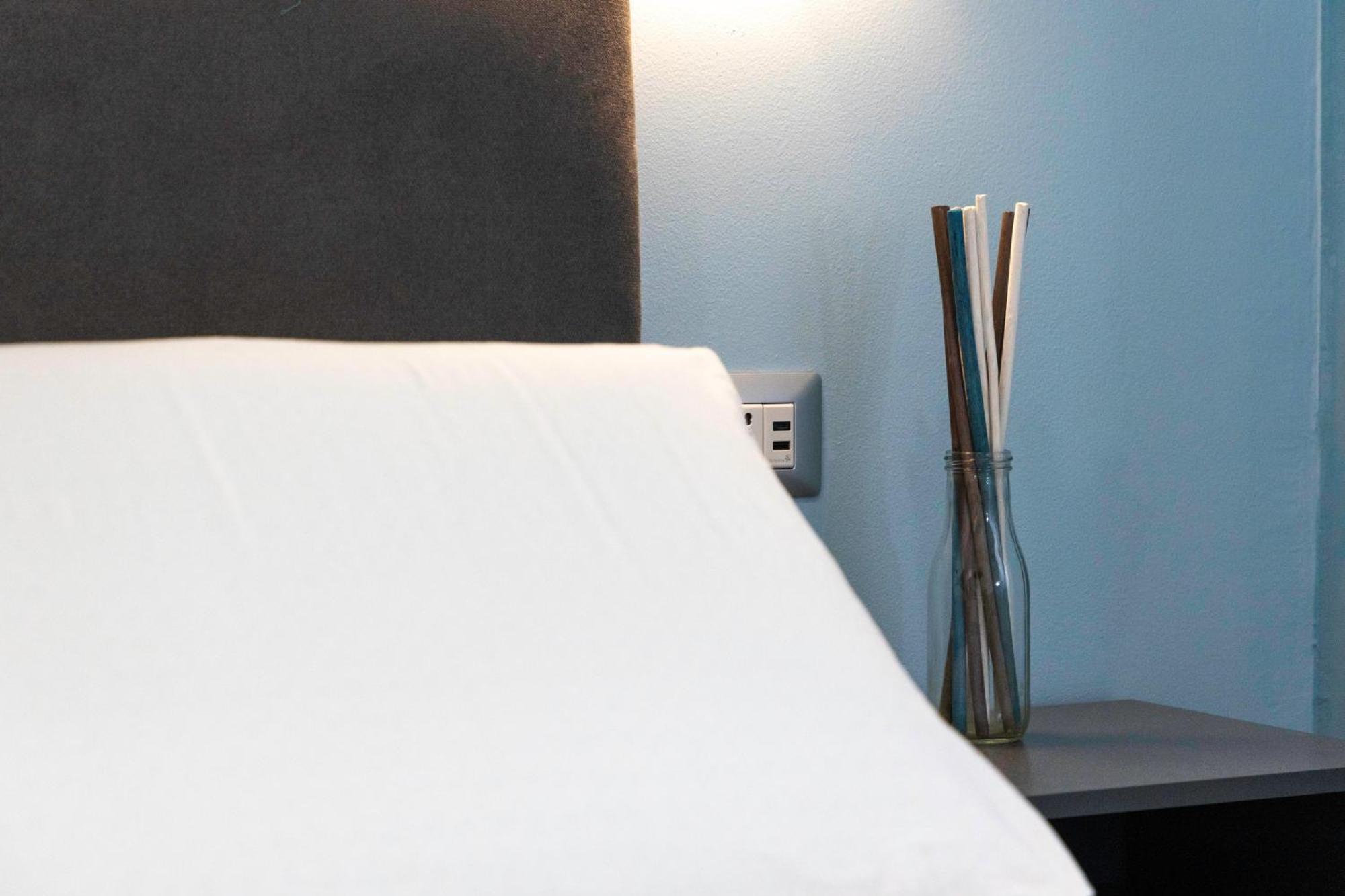 Quarzo. Modern Rooms Cagliari Eksteriør billede